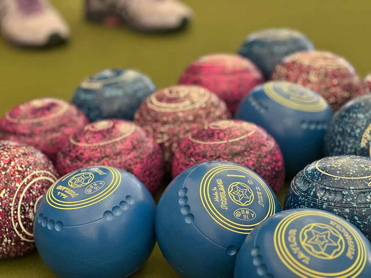 bowls in Mooloolaba